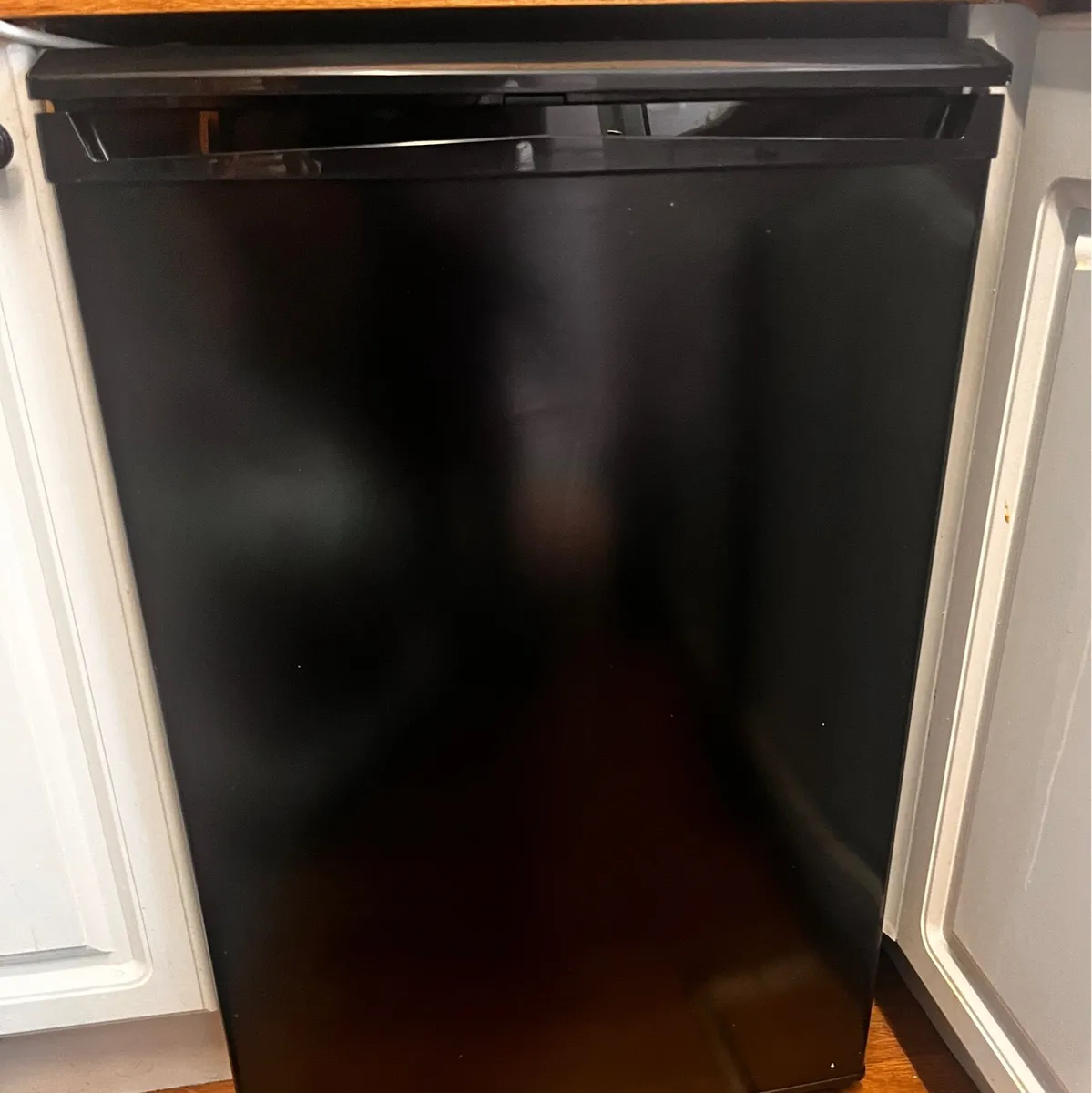 Undercounter freezer - Image 1