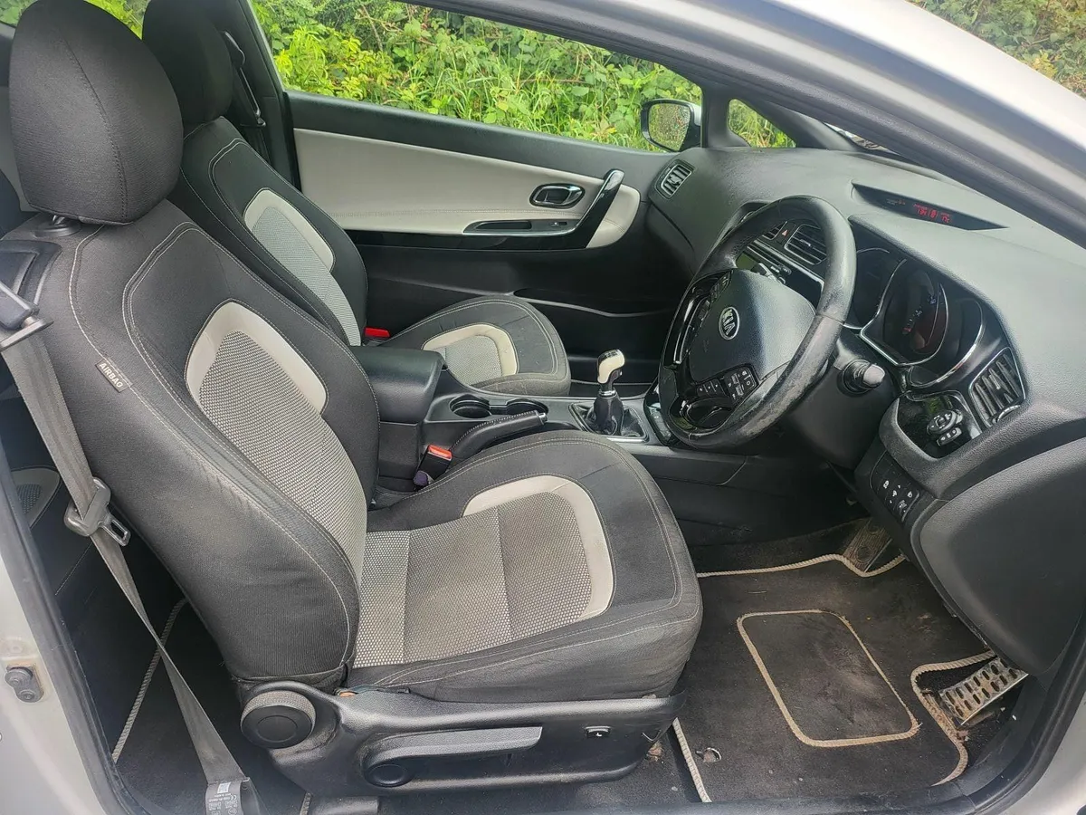 132 KIA PRO CEED 1.6 DIESEL NCT 10 /26 ,200 tax - Image 2