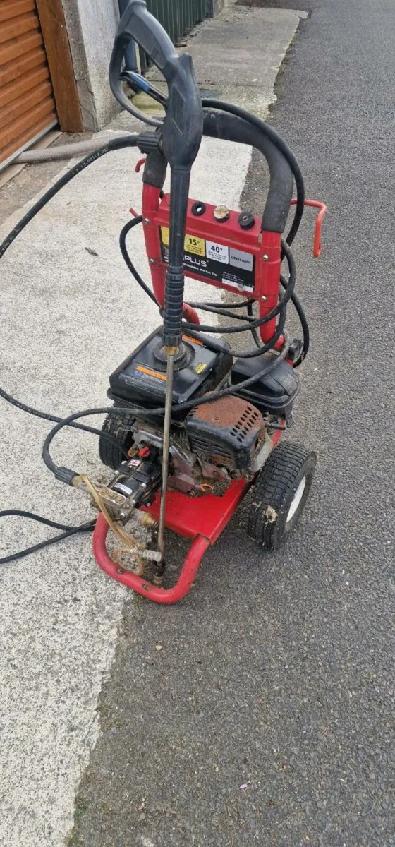 Pressure washer - Image 1