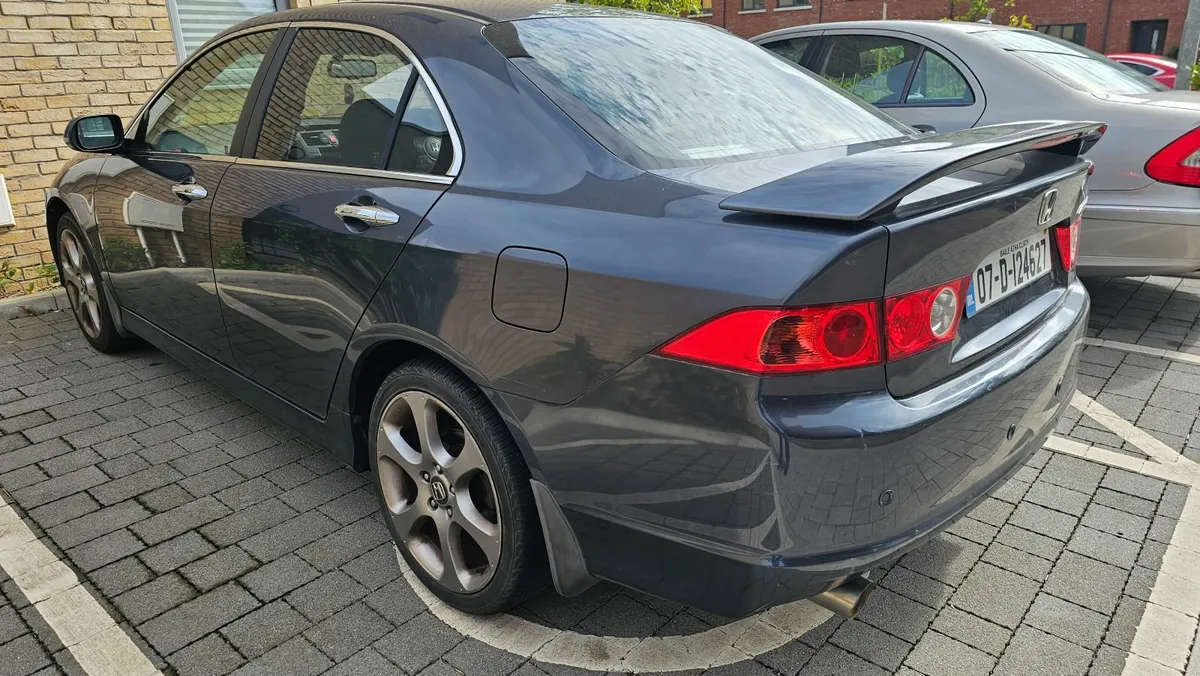 Honda Accord 2007 - Image 1