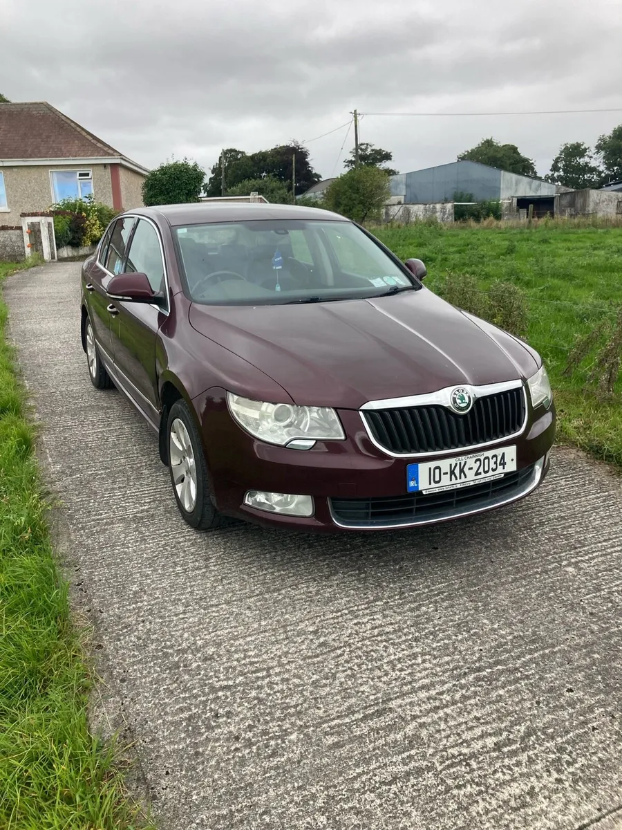Skoda Superb - Image 1