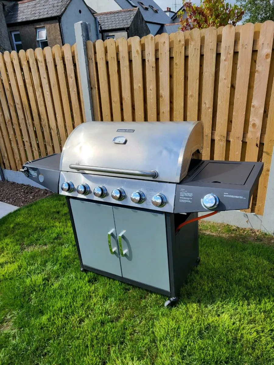 Barbecue - Image 1