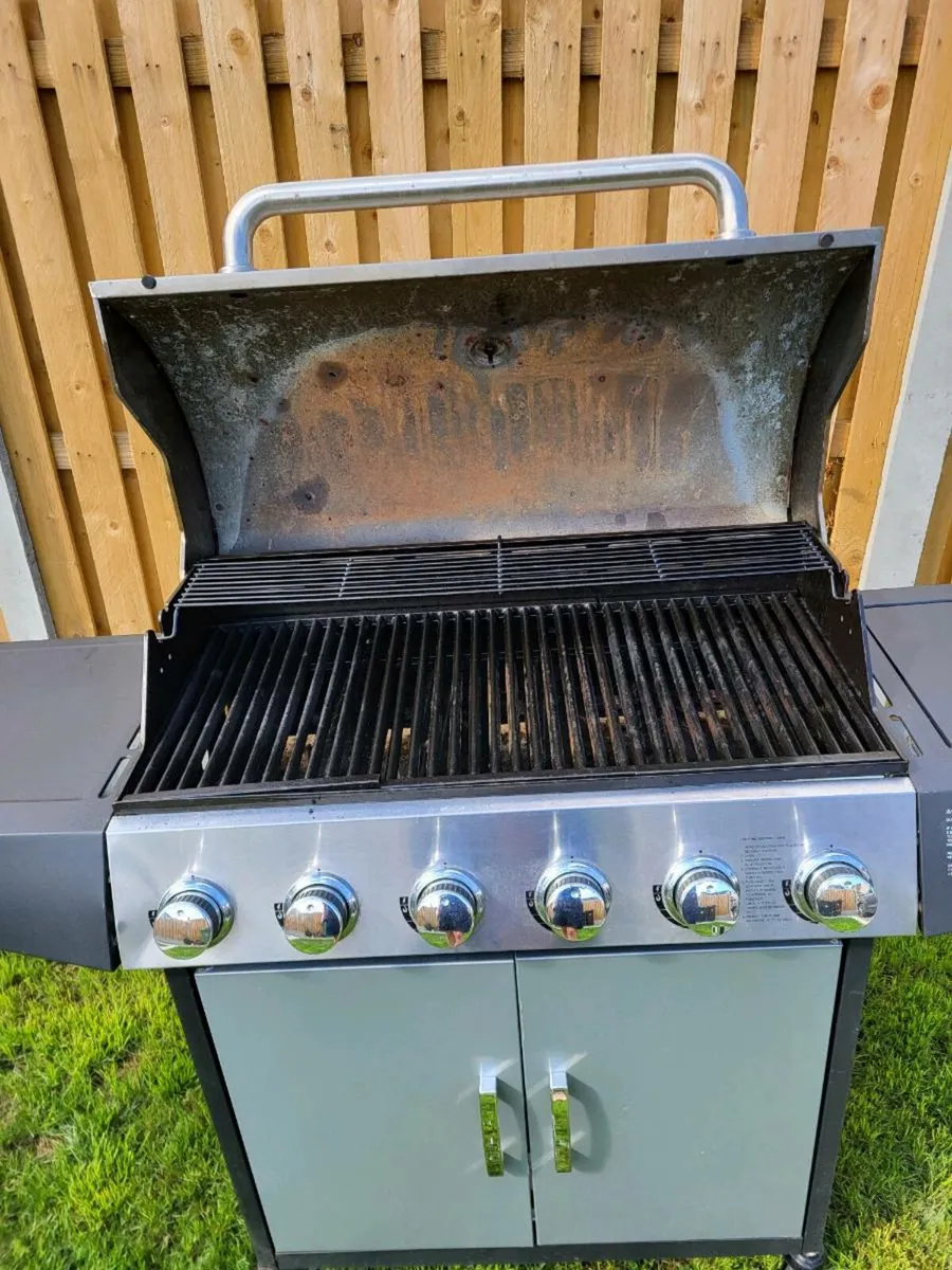 Barbecue - Image 2