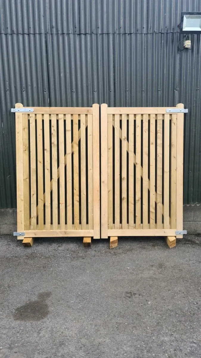 Solid Timber Gates