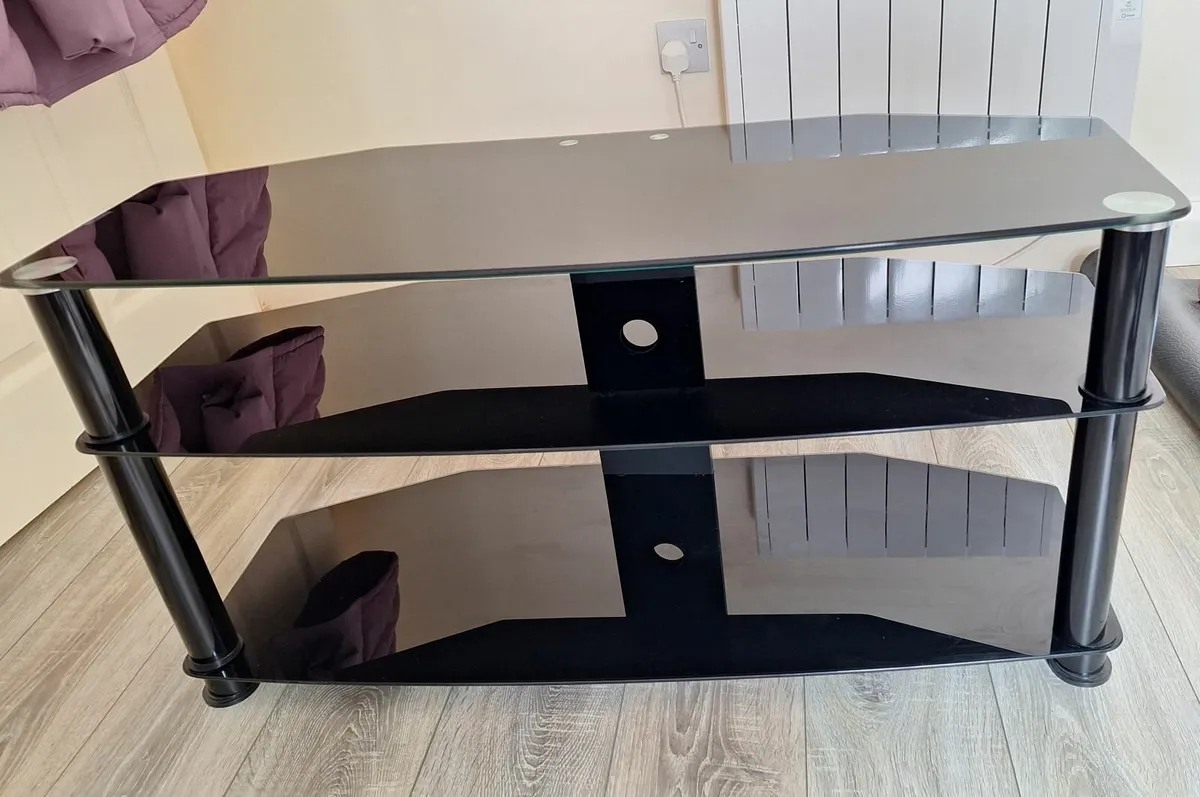 Tv stand - Image 1