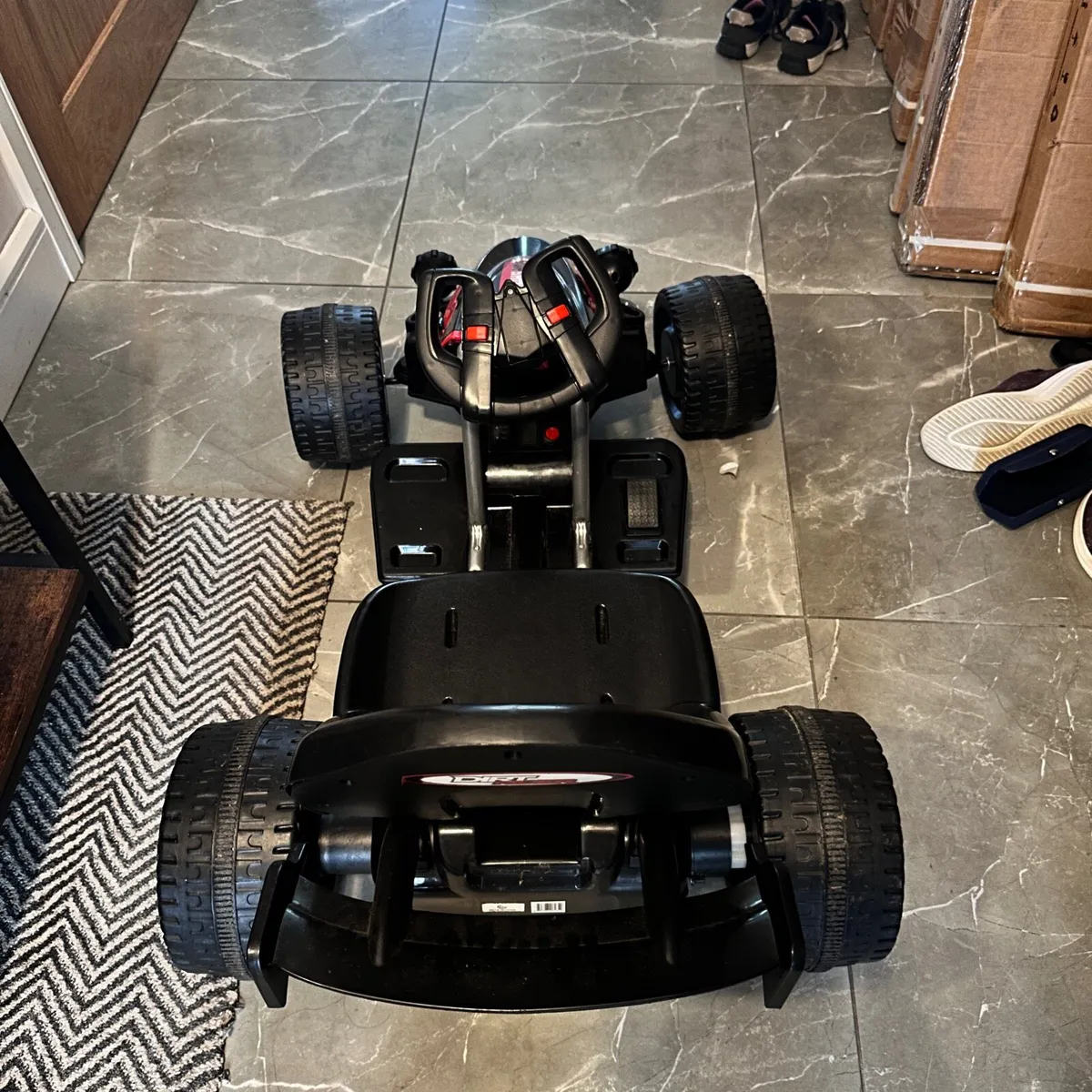 Children’s car battery operated - Image 1