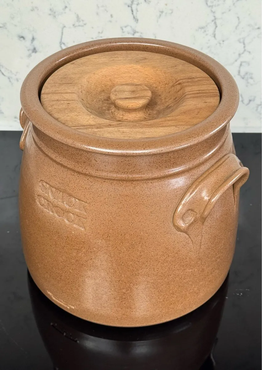 Kiltrea Pottery Snack Crock - Image 3