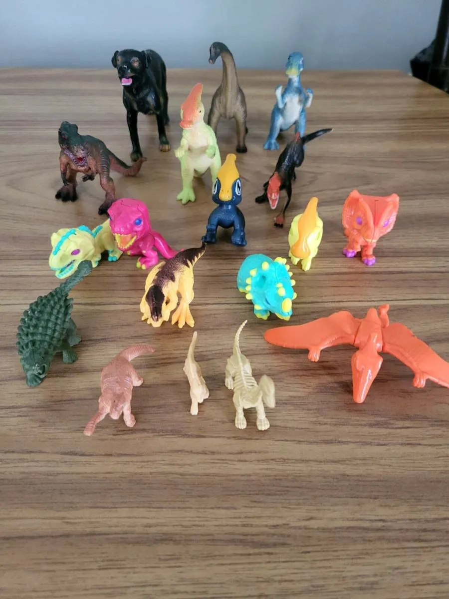 Toys - Image 2