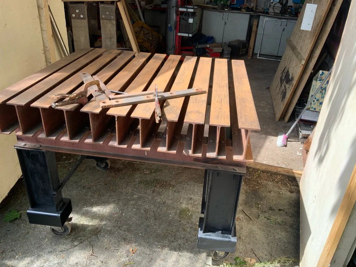 Welding table