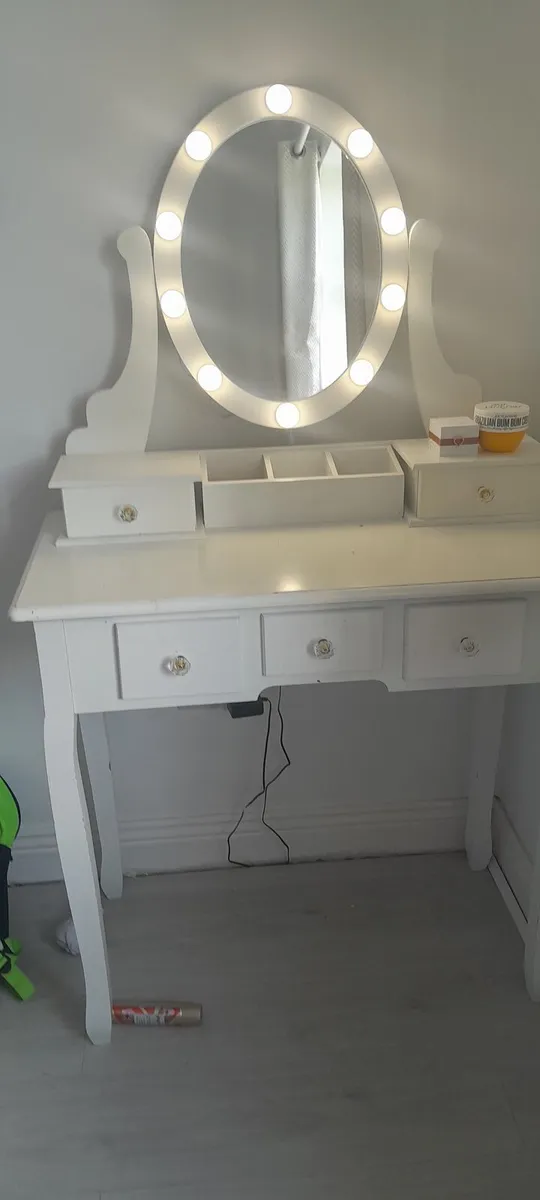 Vanity unit