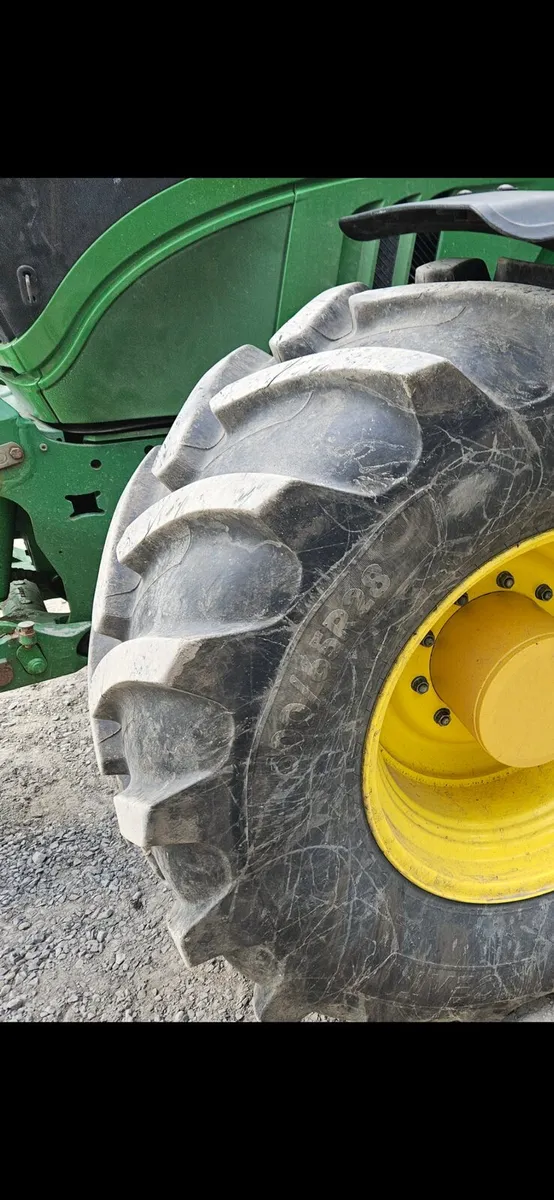 Tractor tyres pair of 600 65 28 ceat - Image 2