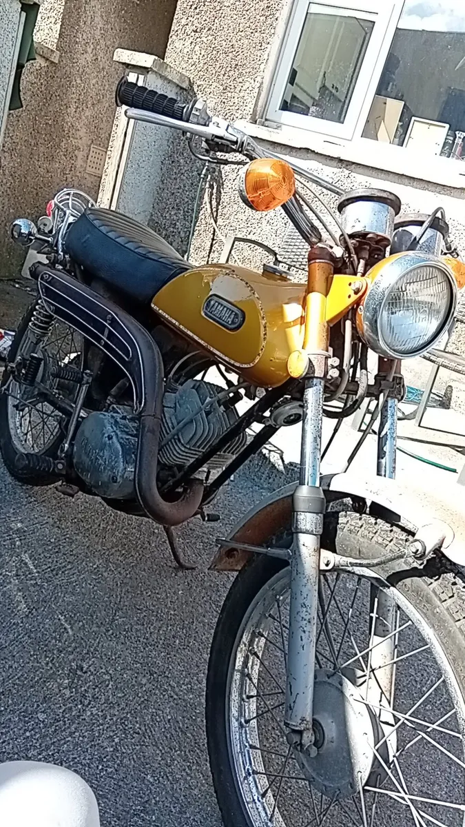 Vintage yamaha DT 175 - Image 3