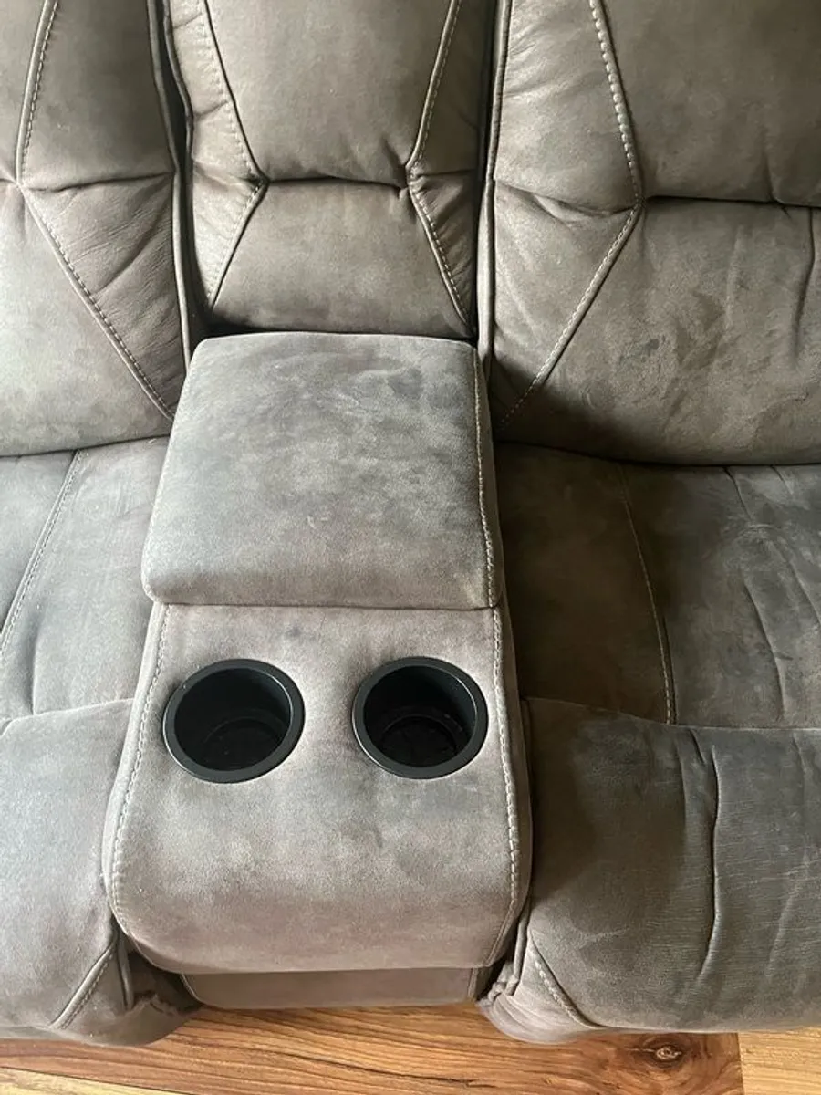 Couch - Image 3