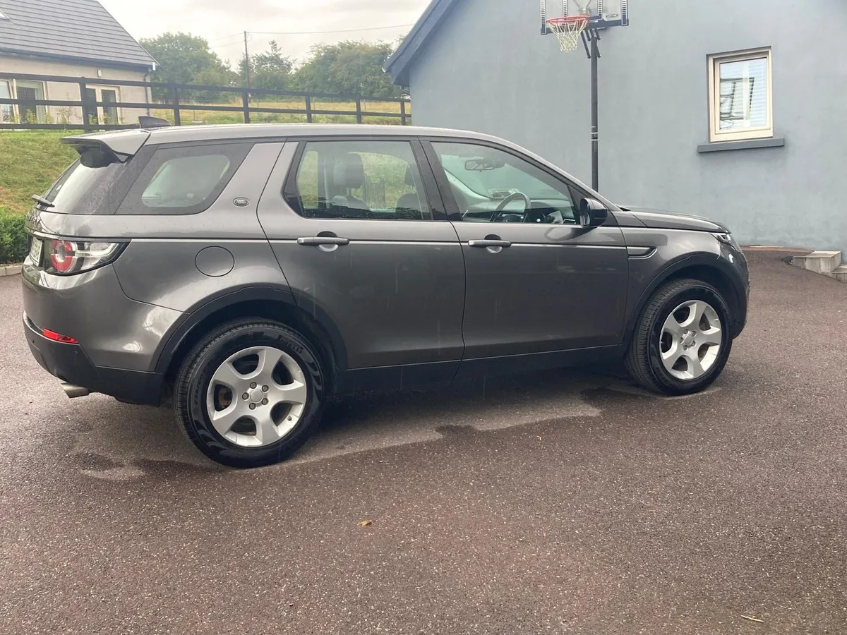 2017 LandRover Discovery sport 2.0 Diesel - Image 2