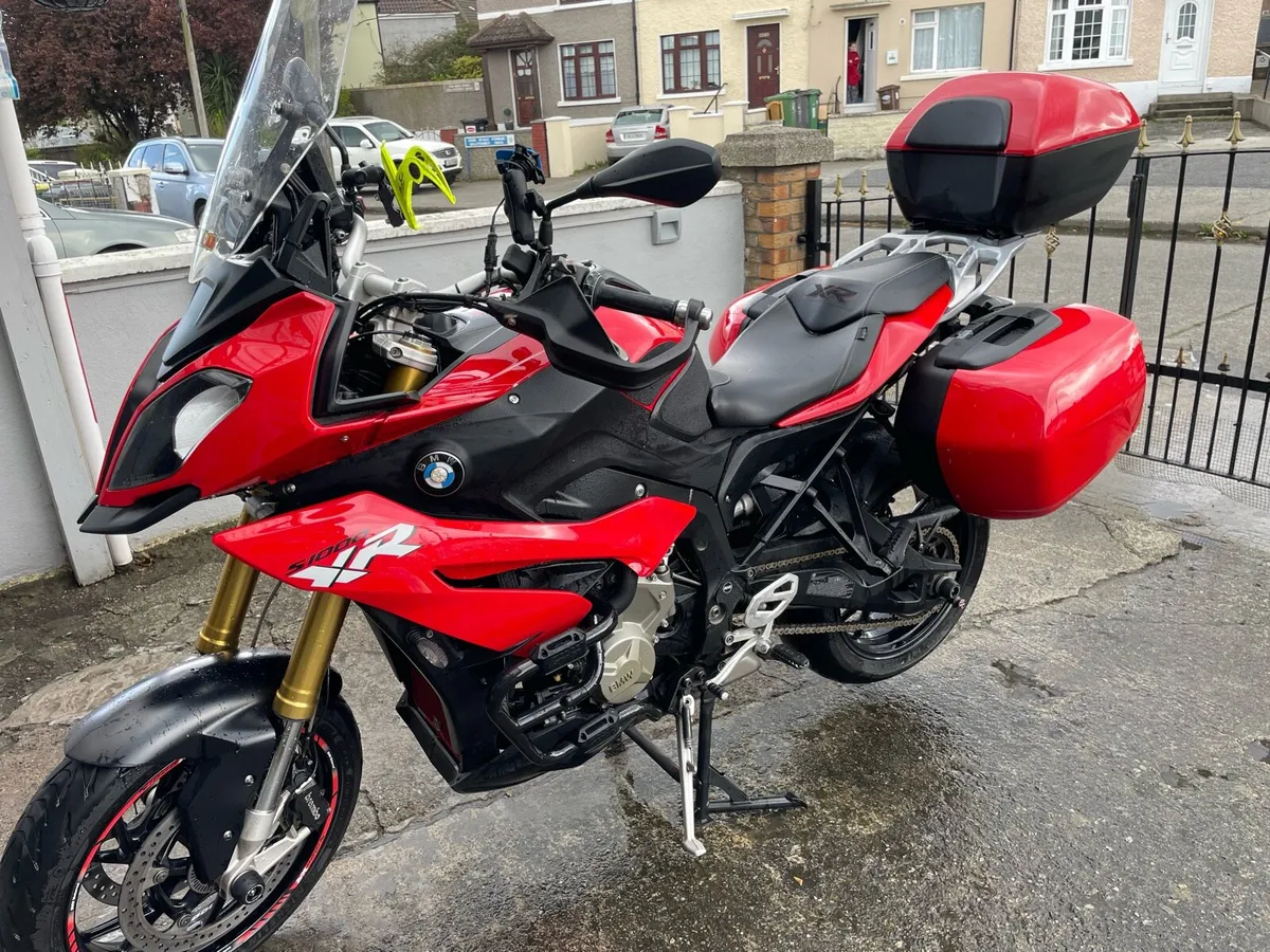 BMW S1000XR 2015 - Image 1