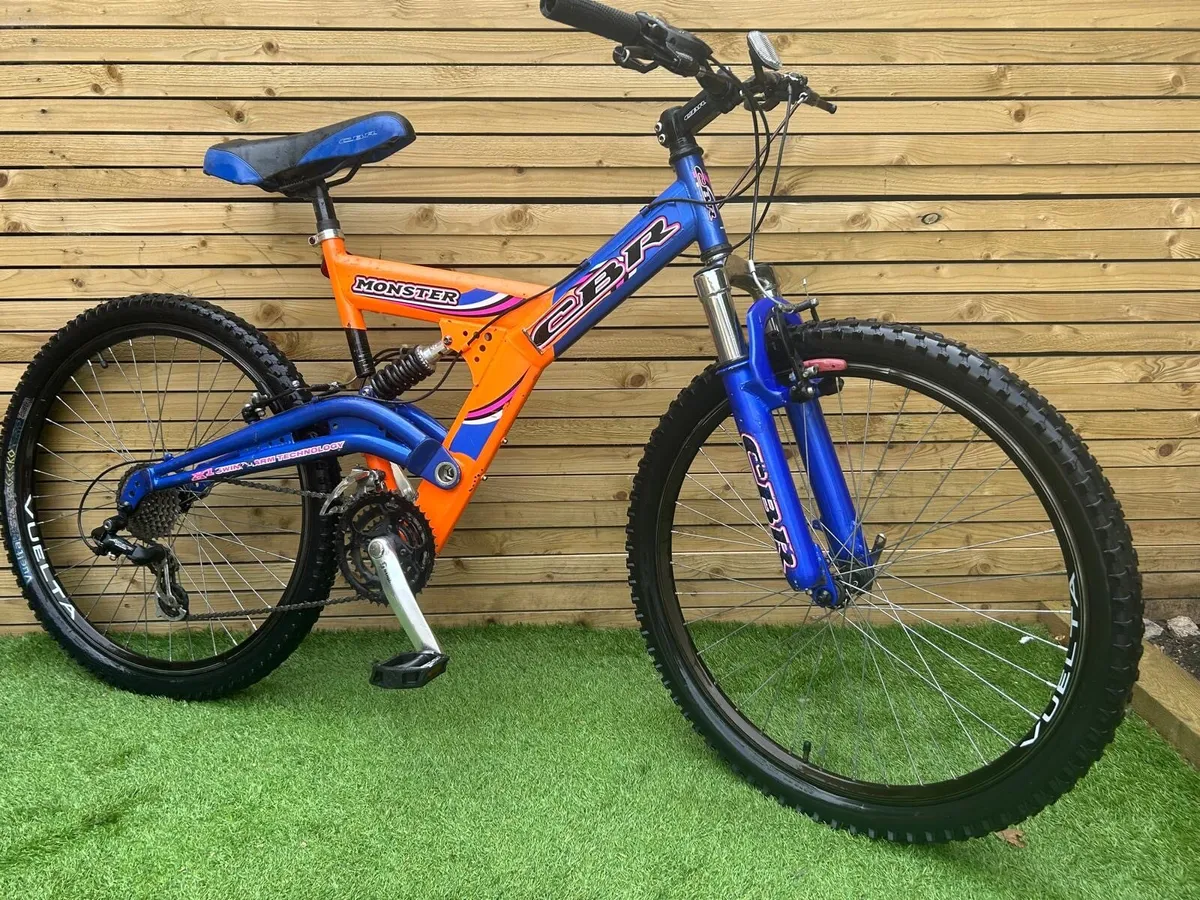 Mountain bike - Image 1