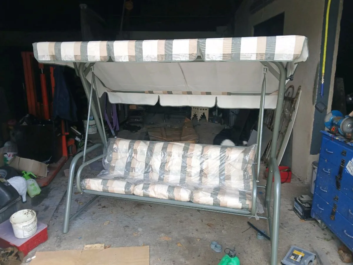 Garden swing seat (heavy quality item) FERMOY - Image 1