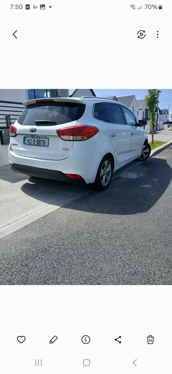 Kia Carens 2014 - Image 2