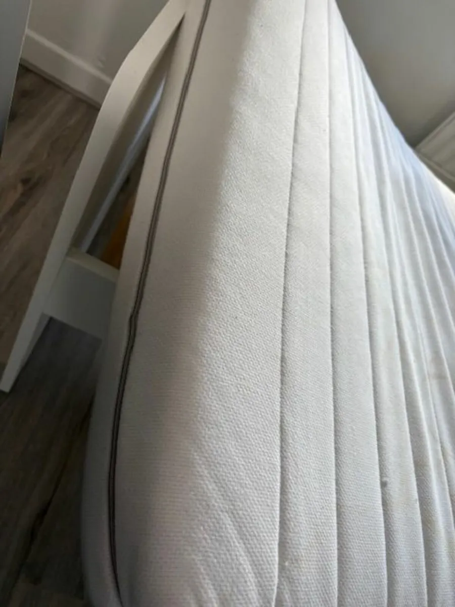 Single Bed - Image 3