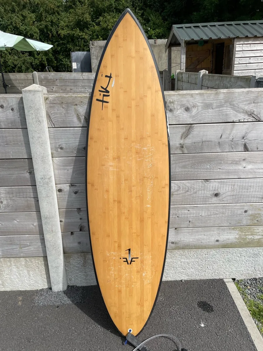 Surf board - Image 1