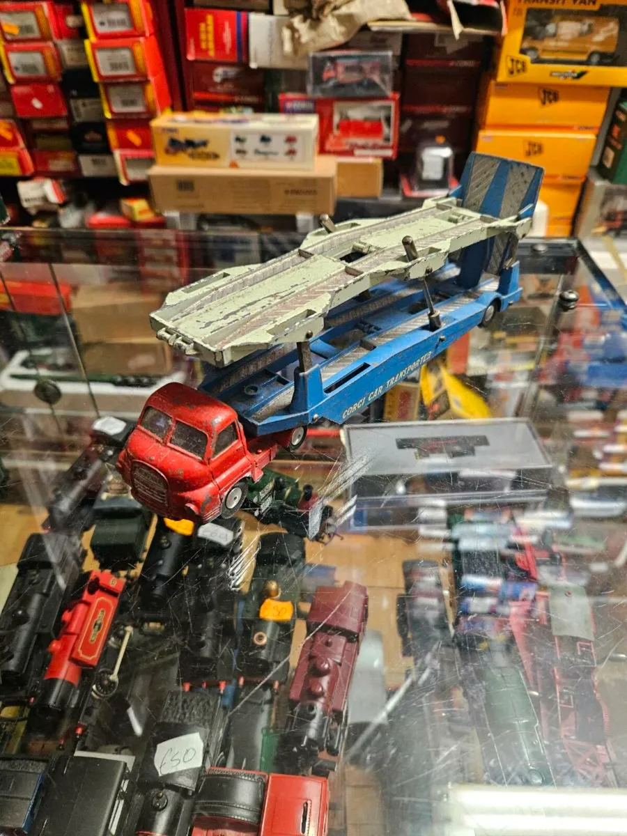 Corgi 1970's Car Transporter - Image 1