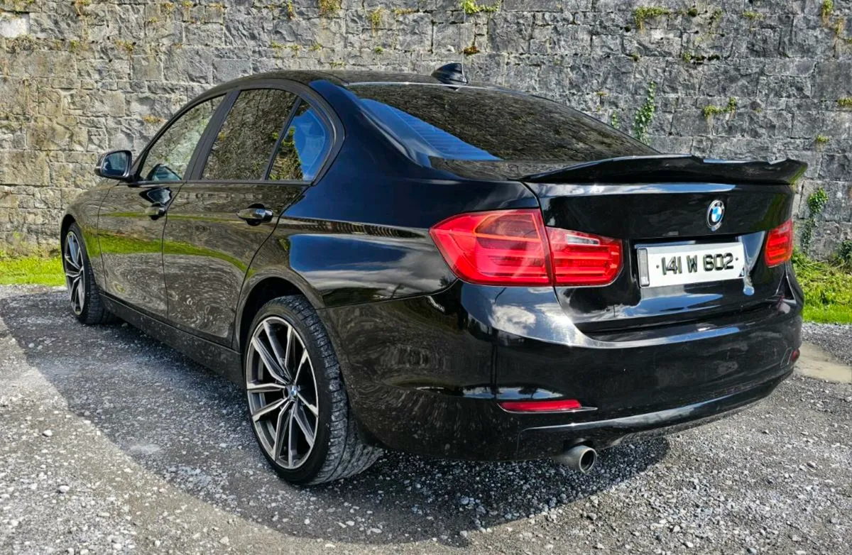 BMW 316D Manual, 19" M Sport Alloys - Image 2