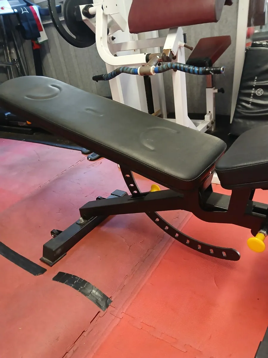 Bench - Image 2