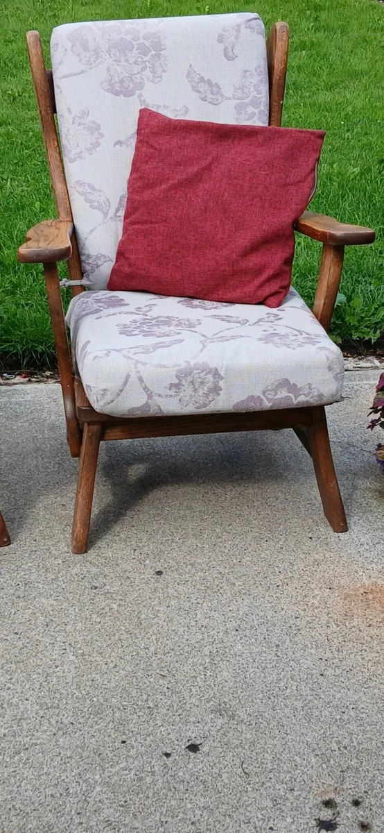 chair - Image 3