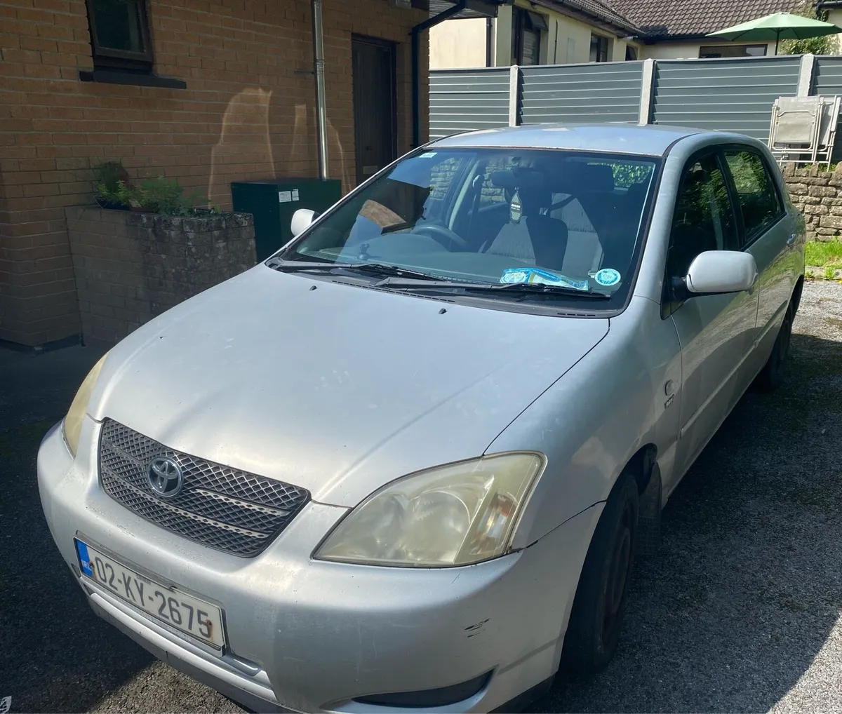 Toyota Corolla 2002 - Image 1