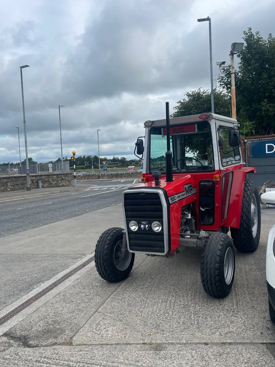 Massey Ferguson 550 - Image 4