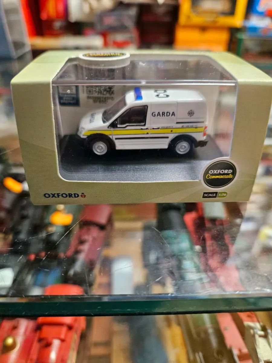 Corgi Oxford Garda Van - Image 1