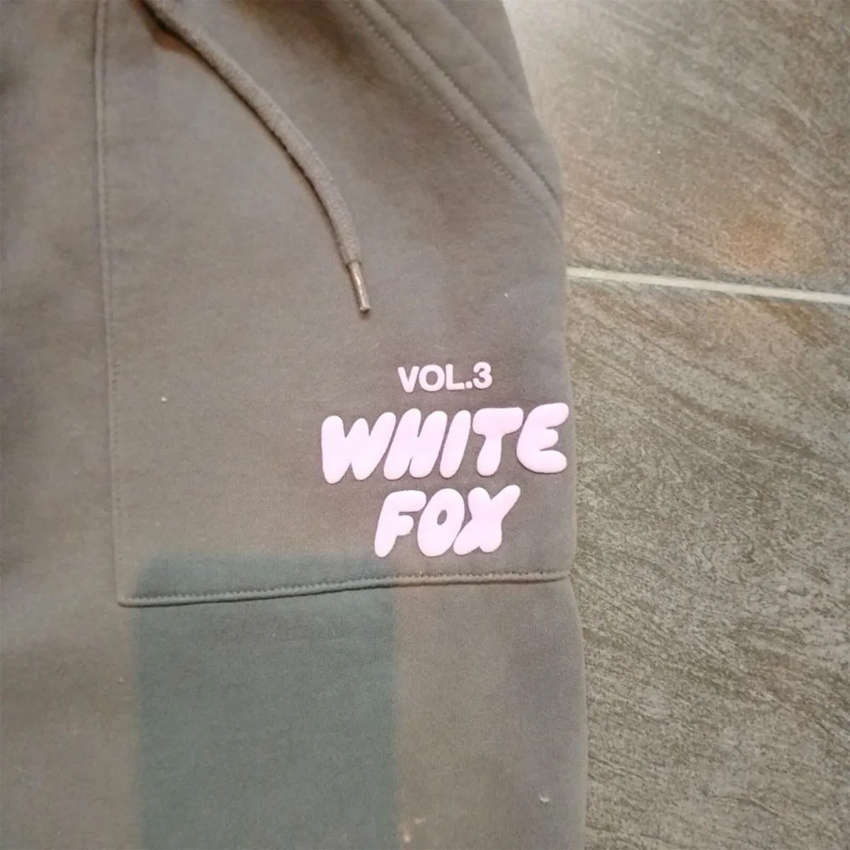 White fox tracksuit - Image 2