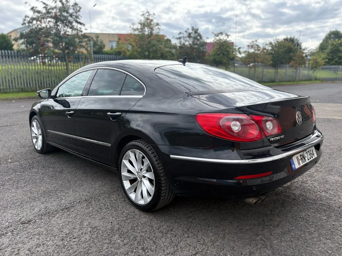 2011 Volkswagen Passat CC - Image 2