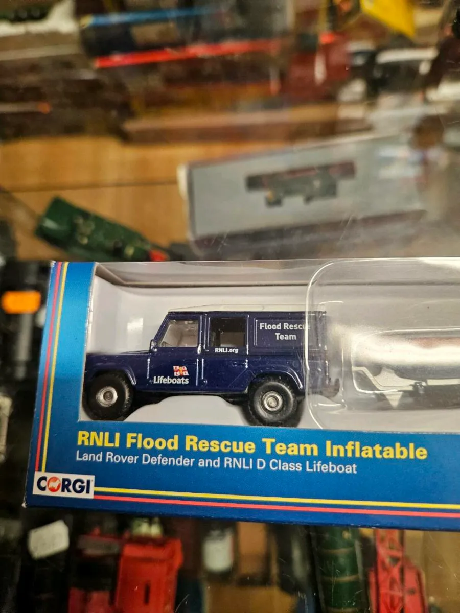 Corgi Lifeboat Set - Image 3