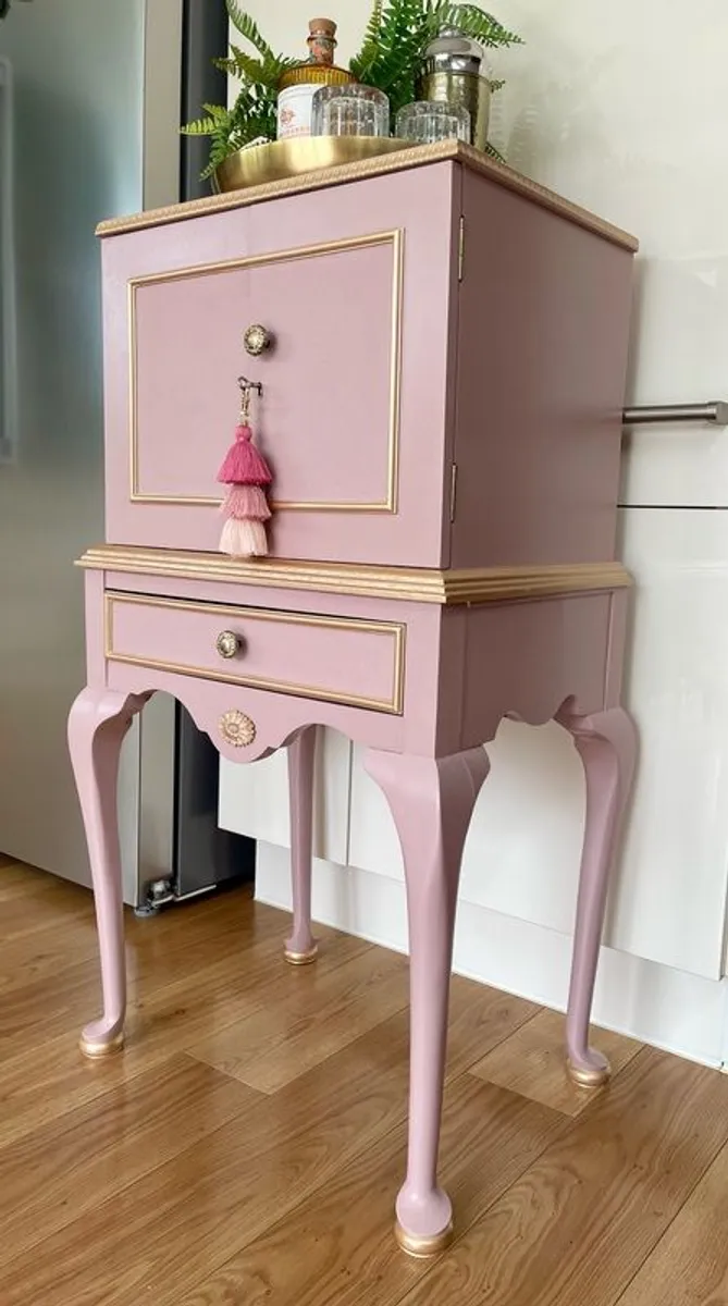 drinks cabinet - Image 1