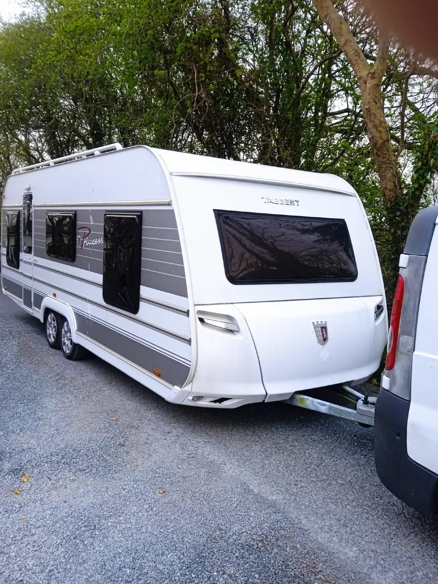 caravan - Image 1