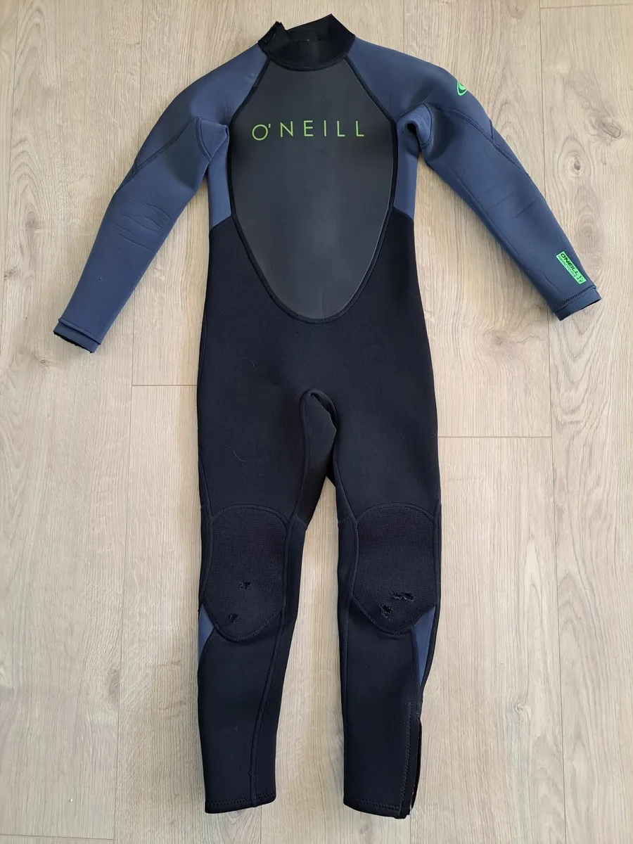 Wetsuits x 6 - Image 3