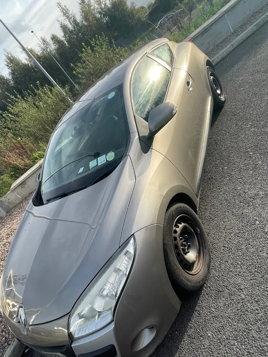 Renault Megane 2011 - Image 2