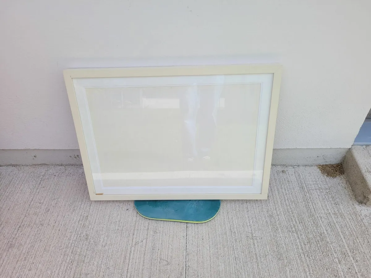 Six Picture Frames - Image 1