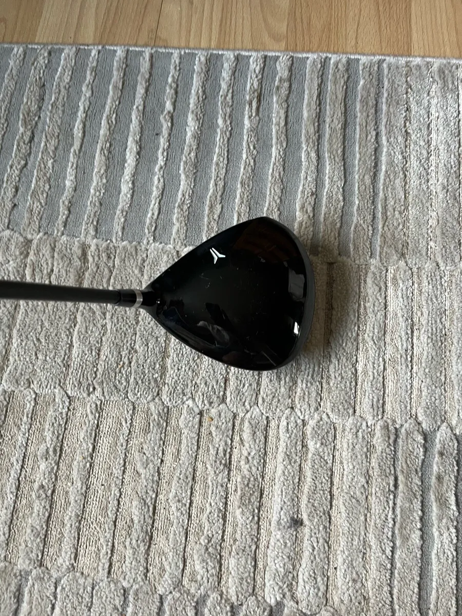 Golf club - Image 2