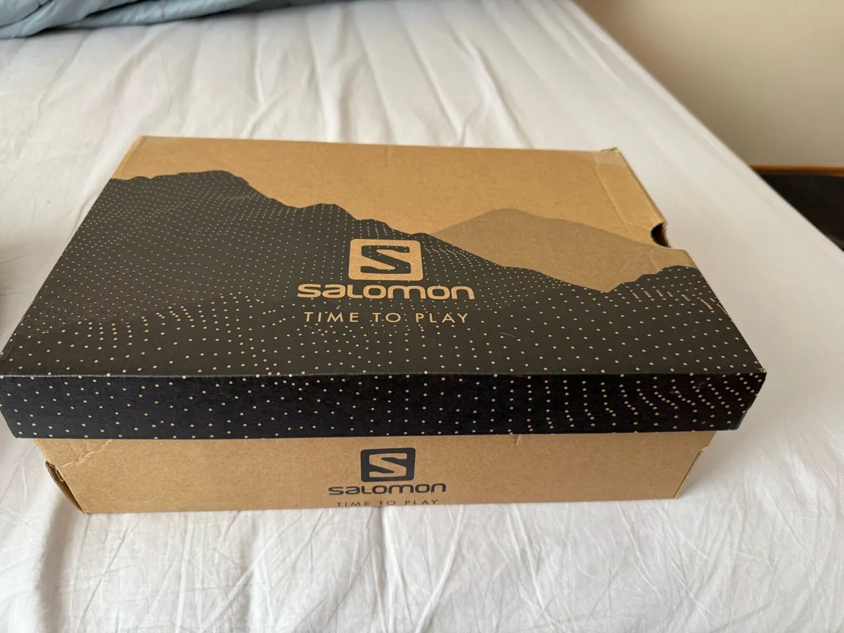 Salomon sport shoes (EUR-46,UK-11) - Image 3