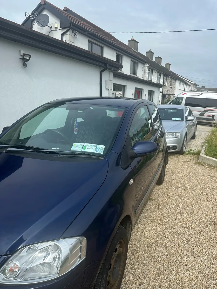 Car VW fox 2006 - Image 4