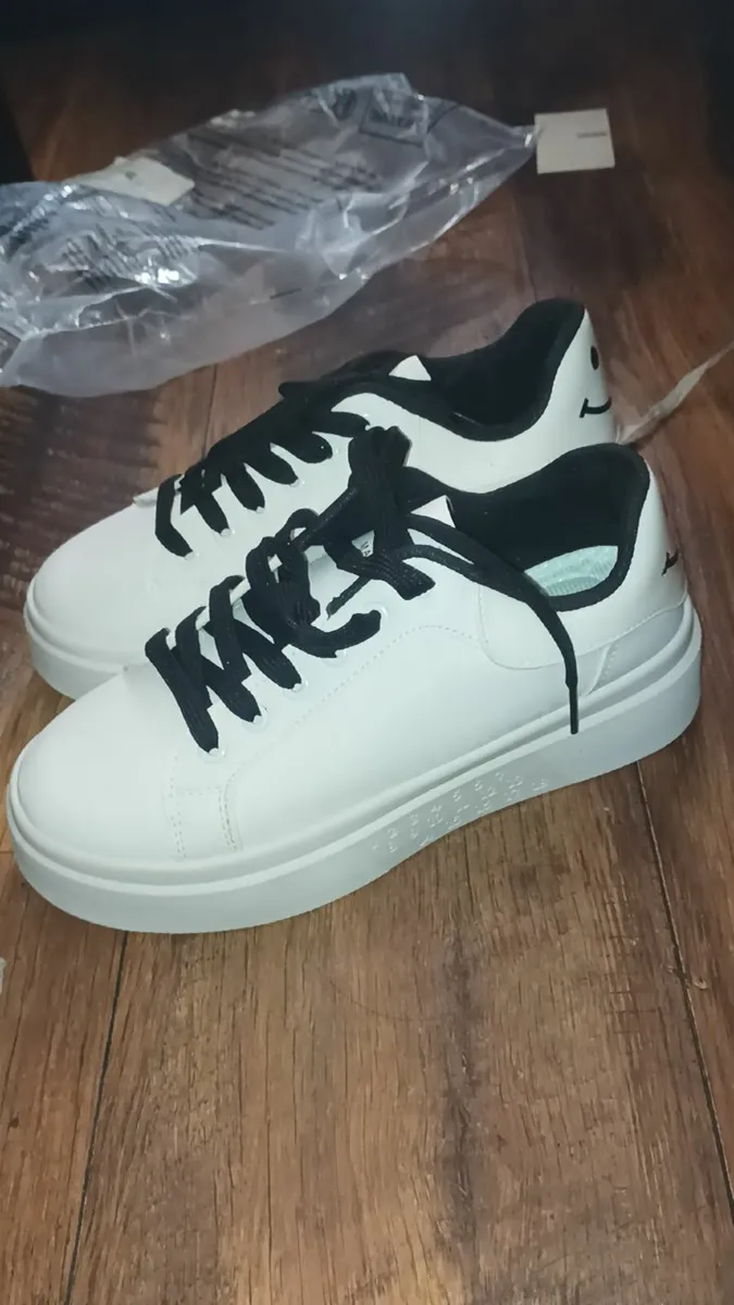 Shoes - Image 1