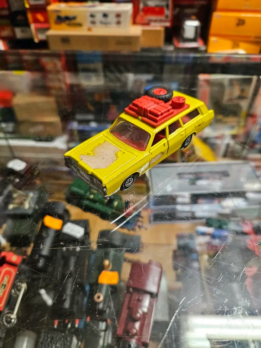 Matchbox Superkings Station Wagon - Image 1