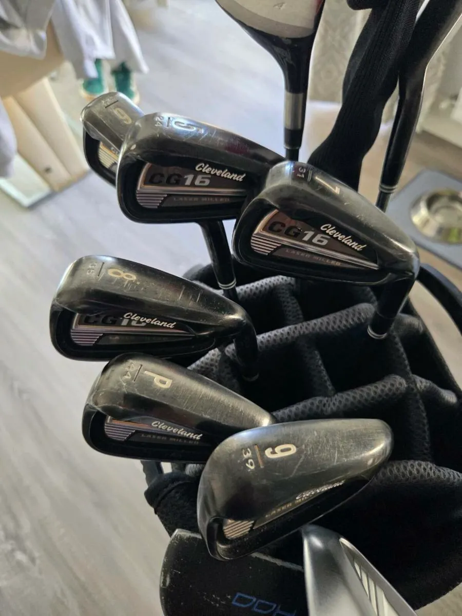 Set of clubs - Image 2