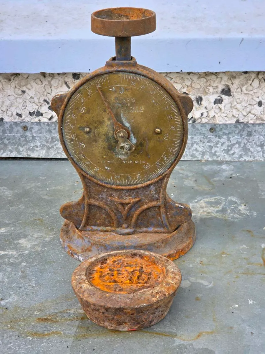 Vintage  scales - Image 1