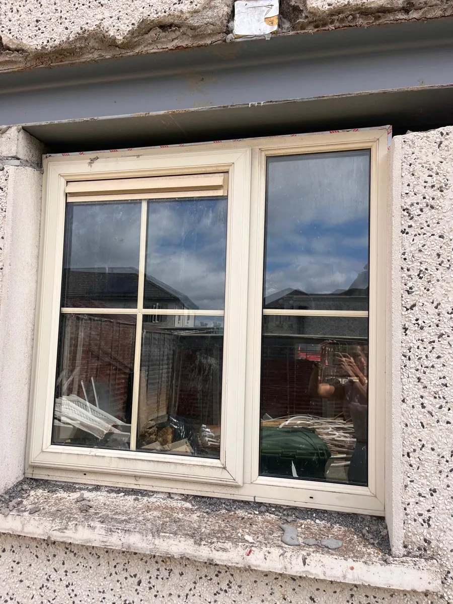 House windows - Image 2