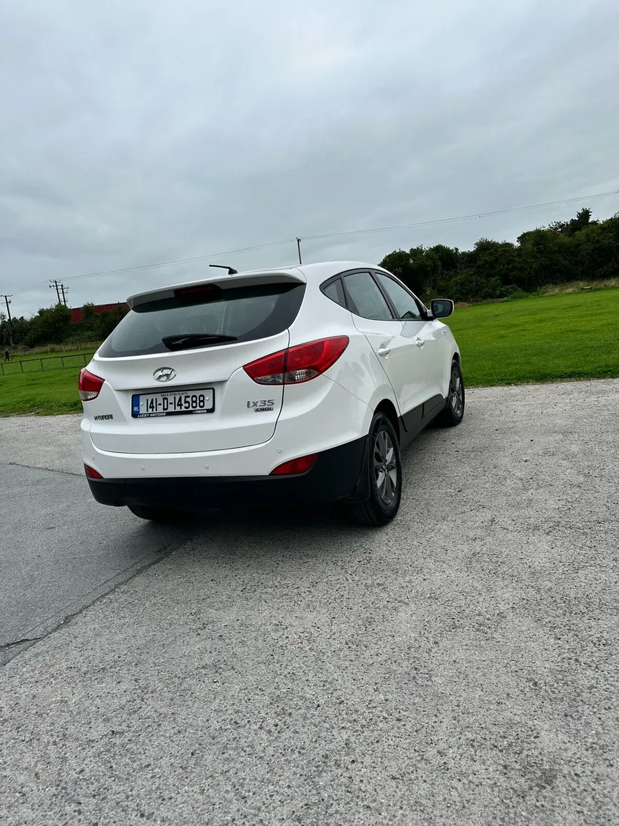 Hyundai ix35 - Image 2