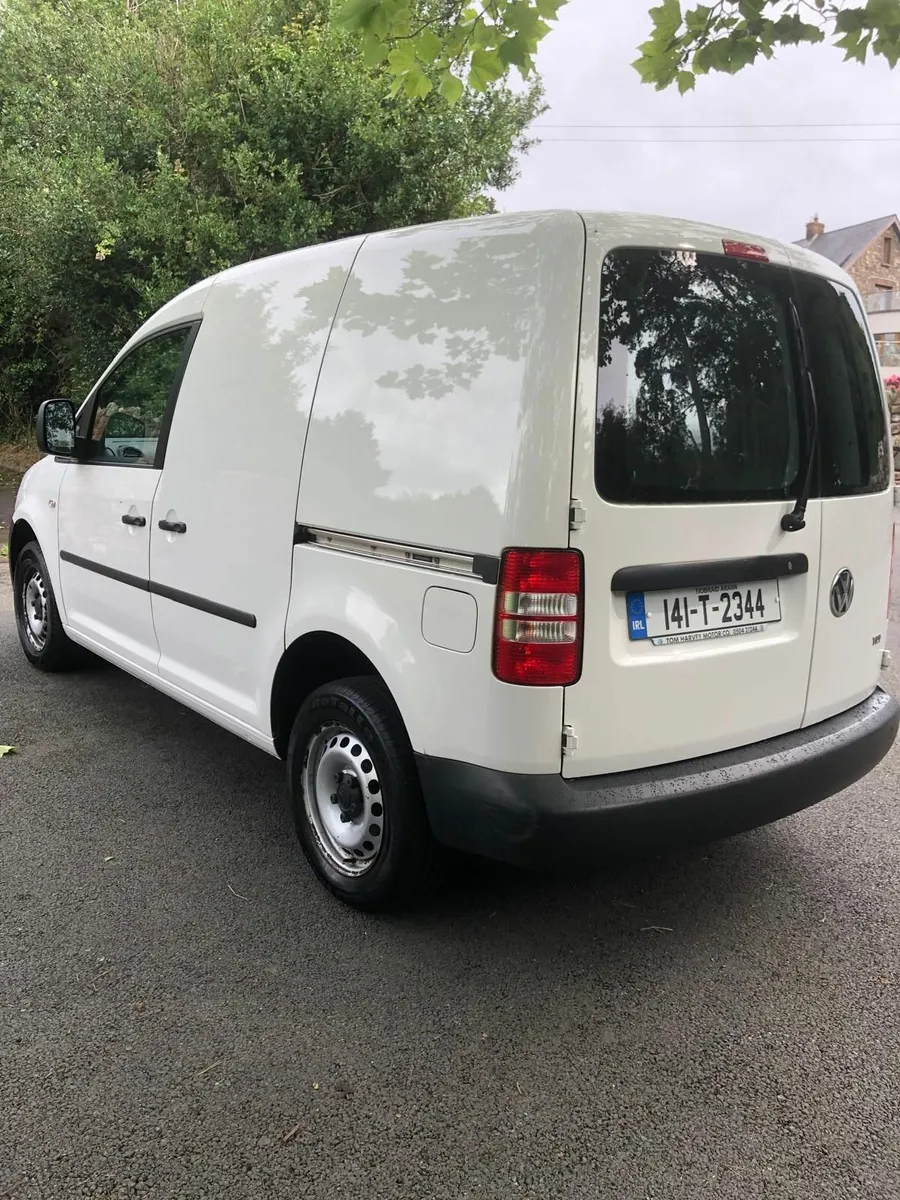 Volkswagen Caddy 2014 - Image 2
