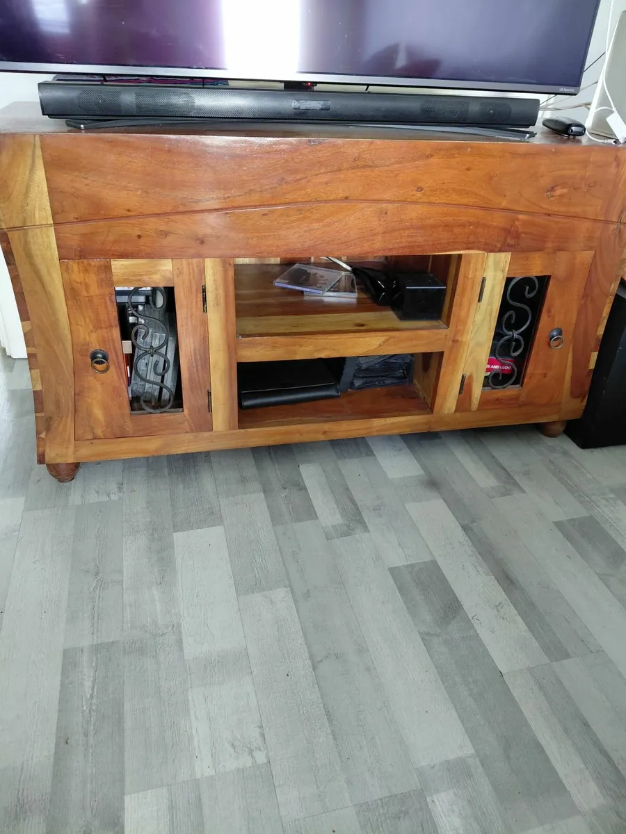 Tv unit - Image 1